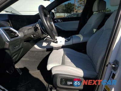Zdjęcie 7 z 13 samochodu: 2024 BMW X6 VIN:5UX33EX01R9S30550 - miniatura