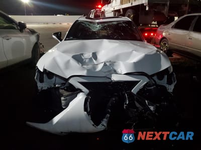 Piąte zdjęcie samochodu w środku: 2024 LEXUS IS 350 F SPORT DESIGN VIN:JTHGZ1B25R5077146 - miniatura