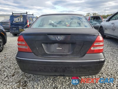 Zdjęcie 6 z 12 samochodu: 2001 MERCEDES-BENZ C 240 VIN:WDBRF61J41F128996 - miniatura