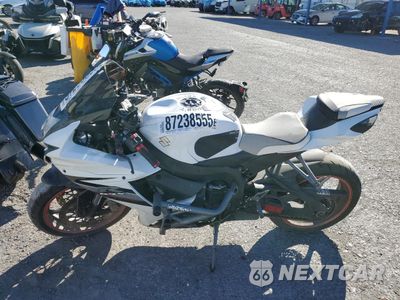 Trzecie zdjęcie samochodu z tyłu: 2011 SUZUKI GSX-R600 VIN:JS1GN7FAXB2103355 - miniatura