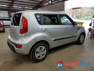 Trzecie zdjęcie samochodu z tyłu: 2013 KIA SOUL VIN:KNDJT2A5XD7754778 - miniatura