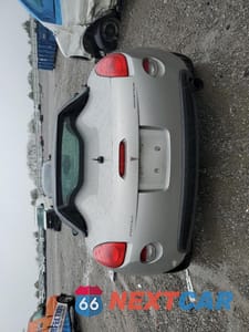 Zdjęcie 6 z 12 samochodu: 2007 PONTIAC SOLSTICE VIN:1G2MB35B57Y107665 - miniatura