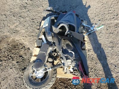 Zdjęcie 6 z 9 samochodu: 2019 YAMAHA YW50 F VIN:RKRSA43N2KA128864 - miniatura