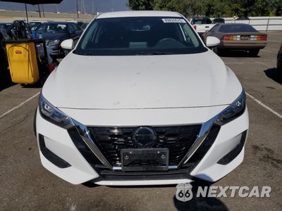 Piąte zdjęcie samochodu w środku: 2021 NISSAN SENTRA SV VIN:3N1AB8CV3MY224043 - miniatura