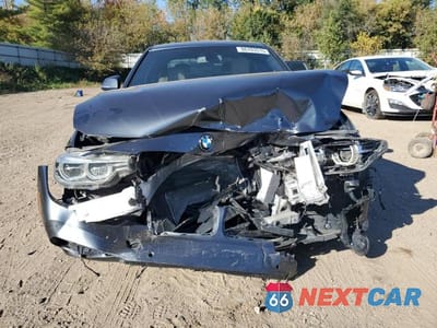 Piąte zdjęcie samochodu w środku: 2017 BMW 330 XI VIN:WBA8D9G57HNU59681 - miniatura