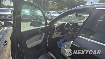Piąte zdjęcie samochodu w środku: 2018 AUDI Q5 PREMIUM PLUS VIN:WA1BNAFY7J2165217 - miniatura