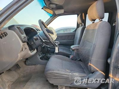Zdjęcie 7 z 13 samochodu: 2000 NISSAN NAVARA FRONTIER XE VIN:1N6ED27Y8YC398535 - miniatura