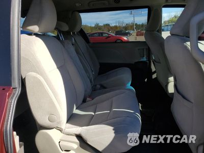 Zdjęcie 11 z 14 samochodu: 2017 TOYOTA SIENNA LE VIN:5TDKZ3DC1HS781155 - miniatura
