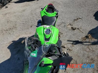 Piąte zdjęcie samochodu w środku: 2013 KAWASAKI EX300 A VIN:JKAEX8A19DDA06558 - miniatura