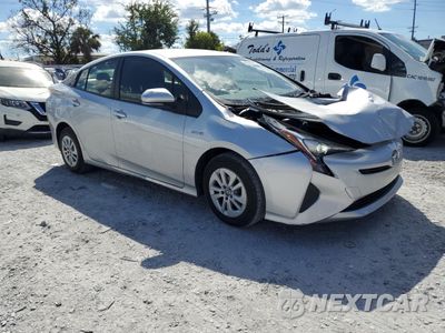 Czwarte zdjęcie samochodu z boku: 2017 TOYOTA PRIUS VIN:JTDKBRFU8H3570372 - miniatura