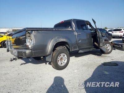 Trzecie zdjęcie samochodu z tyłu: 2006 TOYOTA TUNDRA DOUBLE CAB LIMITED VIN:5TBET38196S544331 - miniatura