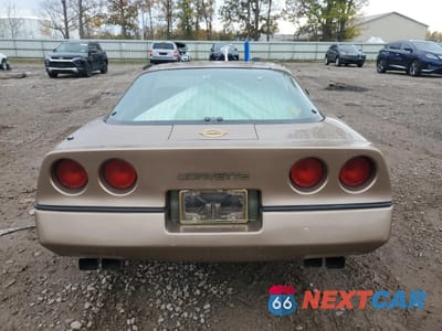 Zdjęcie 6 z 11 samochodu: 1985 CHEVROLET CORVETTE VIN:1G1YY0783F5134495 - miniatura