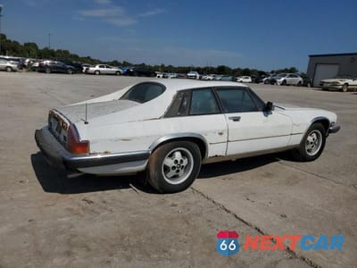 Trzecie zdjęcie samochodu z tyłu: 1982 JAGUAR XJS VIN:SAJNV5849CC105507 - miniatura