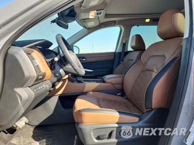 Zdjęcie 7 z 13 samochodu: 2025 NISSAN PATHFINDER PLATINUM VIN:5N1DR3DK7SC256766 - miniatura
