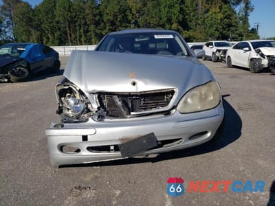 Piąte zdjęcie samochodu w środku: 2001 MERCEDES-BENZ S 430 VIN:WDBNG70J81A215316 - miniatura