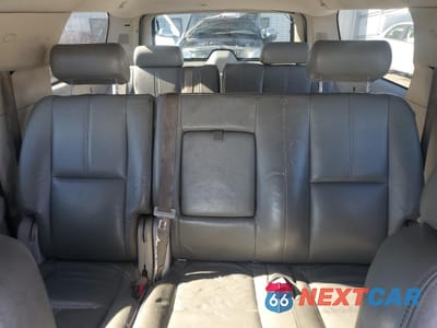 Zdjęcie 10 z 13 samochodu: 2007 GMC YUKON XL C1500 VIN:1GKFC16J97R184372 - miniatura