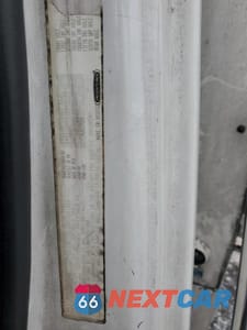 Zdjęcie 14 z 14 samochodu: 2004 FREIGHTLINER M2 106 MED - Refuse Truck VIN:1FVACYDC04DN24850 - miniatura