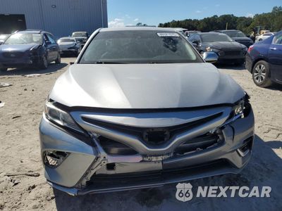 Piąte zdjęcie samochodu w środku: 2019 TOYOTA CAMRY L VIN:4T1B11HKXKU788178 - miniatura