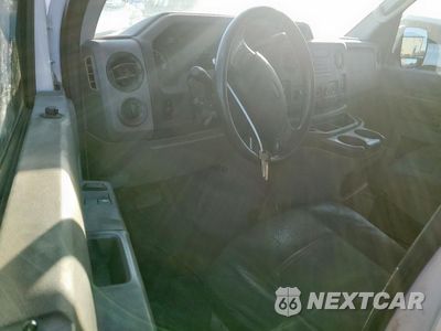 Zdjęcie 8 z 16 samochodu: 2013 FORD E250 DELIVERY VAN VIN:1FTNE2EW3DDA21522 - miniatura