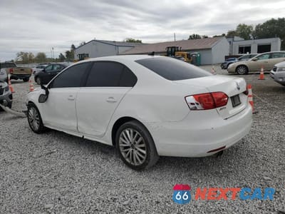 Drugie zdjęcie samochodu z przodu: 2011 VOLKSWAGEN JETTA SEL VIN:3VWLZ7AJ6BM353133 - miniatura