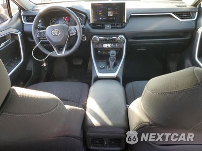 Zdjęcie 8 z 14 samochodu: 2024 TOYOTA RAV4 XLE VIN:4T3RWRFV8RU122773 - miniatura