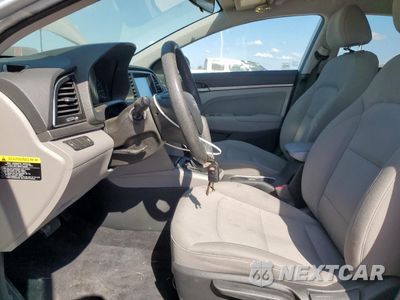Zdjęcie 7 z 14 samochodu: 2017 HYUNDAI ELANTRA SE VIN:5NPD84LF7HH211485 - miniatura