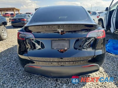 Zdjęcie 6 z 12 samochodu: 2024 TESLA MODEL Y VIN:7SAYGDEF6RF048557 - miniatura