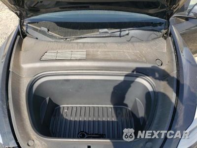 Zdjęcie 11 z 12 samochodu: 2021 TESLA MODEL Y VIN:5YJYGDEE0MF077176 - miniatura