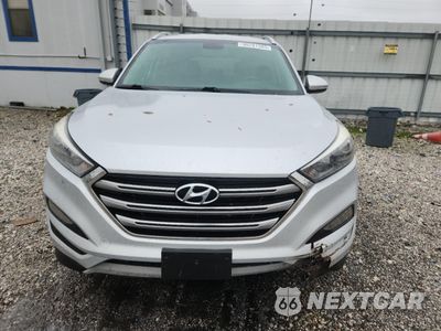 Piąte zdjęcie samochodu w środku: 2017 HYUNDAI TUCSON LIMITED VIN:KM8J3CA27HU381133 - miniatura