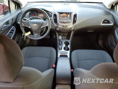 Zdjęcie 8 z 15 samochodu: 2018 CHEVROLET CRUZE LT VIN:1G1BE5SM8J7225808 - miniatura
