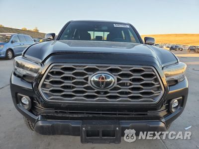 Piąte zdjęcie samochodu w środku: 2023 TOYOTA TACOMA DOUBLE CAB VIN:3TMCZ5AN9PM570984 - miniatura