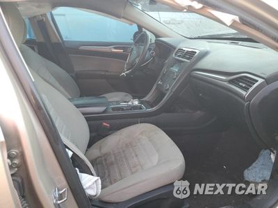 Zdjęcie 7 z 14 samochodu: 2019 FORD FUSION S VIN:3FA6P0G75KR231008 - miniatura