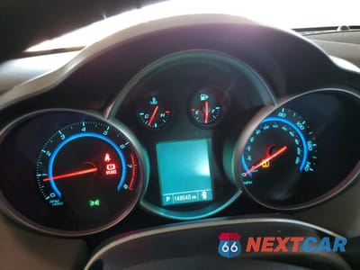 Zdjęcie 9 z 14 samochodu: 2015 CHEVROLET CRUZE LS VIN:1G1PA5SH5F7227012 - miniatura