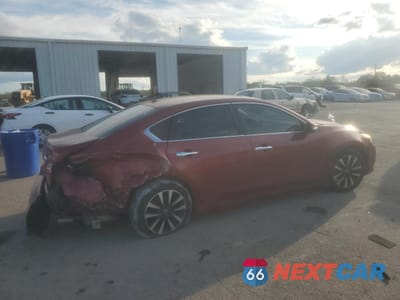 Trzecie zdjęcie samochodu z tyłu: 2015 NISSAN ALTIMA 2.5 S VIN:1N4AL3APXFC294190 - miniatura