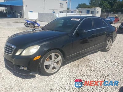 2010 MERCEDES-BENZ E 350 WDDHF5GB4AA067451 - główne zdjęcie licytacji z USA - miniatura