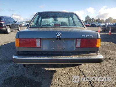 Zdjęcie 6 z 12 samochodu: 1986 BMW 325 E VIN:WBAAB5403G9675625 - miniatura