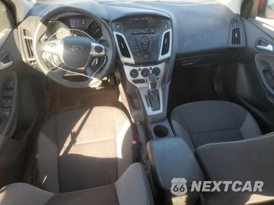 Zdjęcie 8 z 12 samochodu: 2013 FORD FOCUS SE VIN:1FADP3F29DL288764 - miniatura