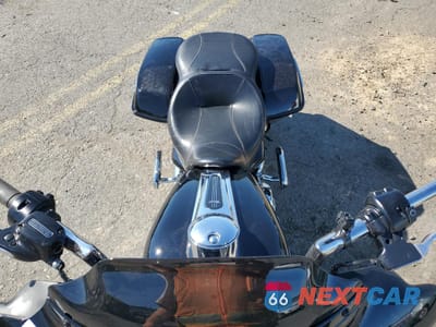 Piąte zdjęcie samochodu w środku: 2022 HARLEY-DAVIDSON FLHX VIN:1HD1KBC15NB672208 - miniatura
