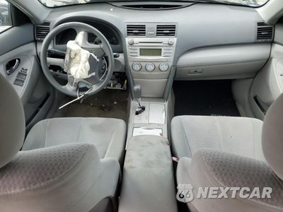 Zdjęcie 8 z 13 samochodu: 2010 TOYOTA CAMRY BASE VIN:4T1BF3EK9AU025987 - miniatura