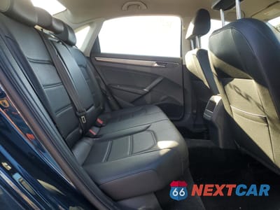 Zdjęcie 10 z 15 samochodu: 2018 VOLKSWAGEN PASSAT S VIN:1VWAA7A32JC014496 - miniatura