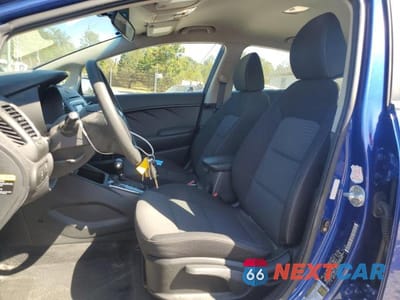 Zdjęcie 7 z 13 samochodu: 2017 KIA FORTE VIN:3KPFL4A72HE069960 - miniatura