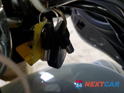 Zdjęcie 8 z 10 samochodu: 2021 HARLEY-DAVIDSON FLHTCUTG VIN:1HD1MAF15MB853601 - miniatura