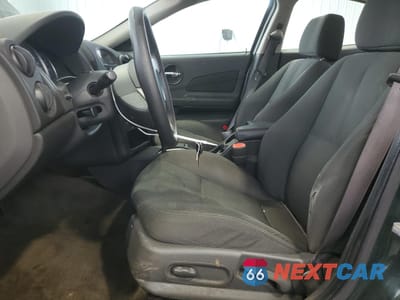 Zdjęcie 7 z 15 samochodu: 2004 PONTIAC GRAND PRIX GT VIN:2G2WP522341263390 - miniatura