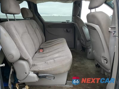 Zdjęcie 11 z 13 samochodu: 2001 DODGE GRAND CARAVAN SPORT VIN:1B8GP443X1B261823 - miniatura