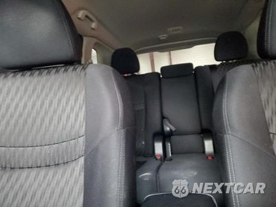 Zdjęcie 10 z 14 samochodu: 2019 NISS ROGUE S VIN:5N1AT2MV4KC817854 - miniatura