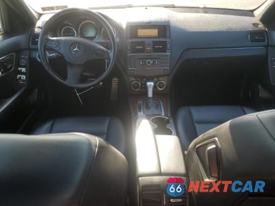 Zdjęcie 8 z 12 samochodu: 2010 MERCEDES-BENZ C 300 4MATIC VIN:WDDGF8BB2AR099823 - miniatura