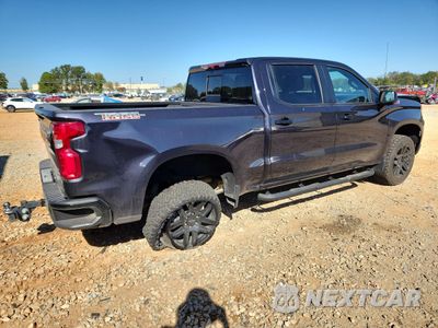 Trzecie zdjęcie samochodu z tyłu: 2024 CHEVROLET SILVERADO K1500 LT TRAIL BOSS VIN:3GCUDFEDXRG145527 - miniatura
