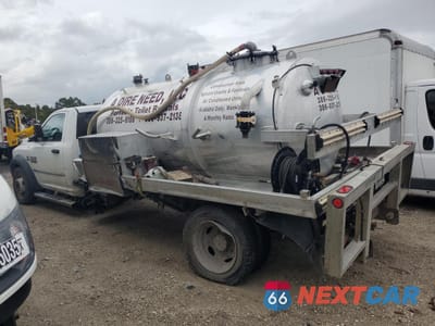 Drugie zdjęcie samochodu z przodu: 2017 RAM 5500 VACUUM TRUCK VIN:3C7WRNDL6HG636708 - miniatura