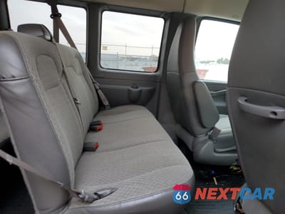 Zdjęcie 10 z 13 samochodu: 2023 GMC SAVANA G2500 LS VIN:1GJW7EFP2P1148011 - miniatura