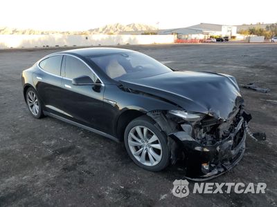 Czwarte zdjęcie samochodu z boku: 2014 TESLA MODEL S VIN:5YJSA1H14EFP61468 - miniatura
